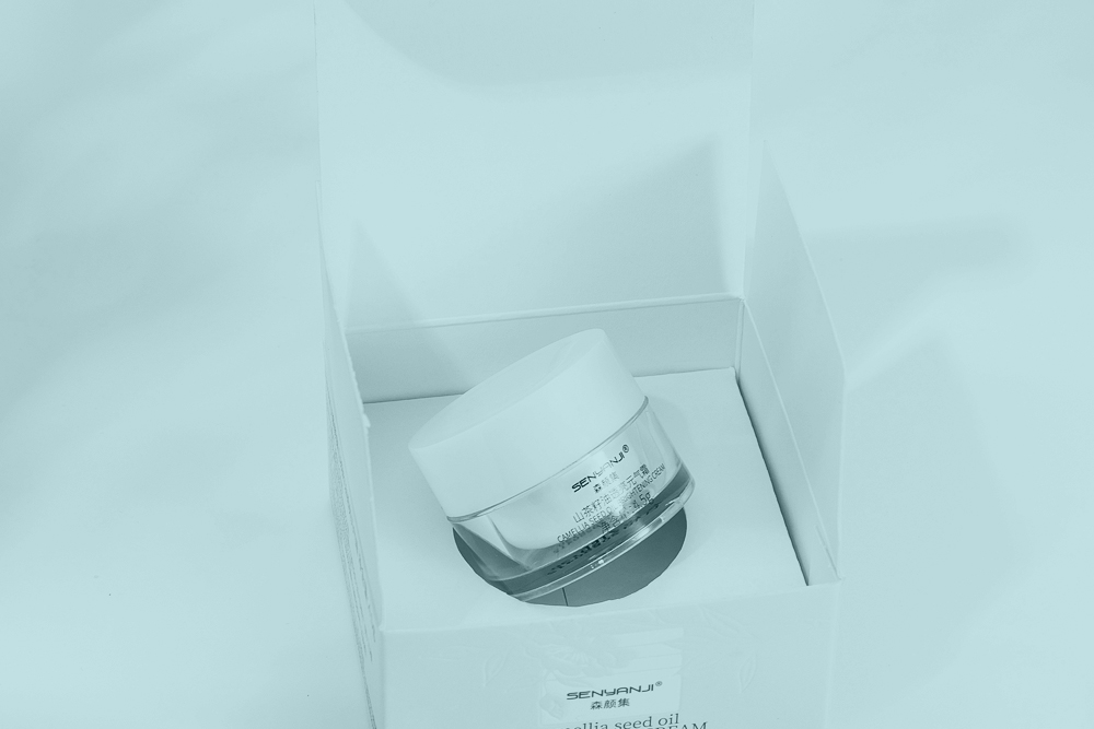 Beauty branding - Luxury packaging